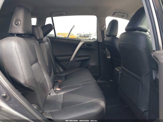 2017 TOYOTA RAV4 LE 8