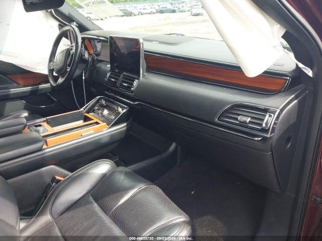 2019 LINCOLN NAVIGATOR L SELECT 5