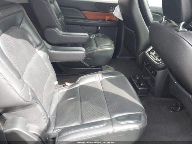 2019 LINCOLN NAVIGATOR L SELECT 8