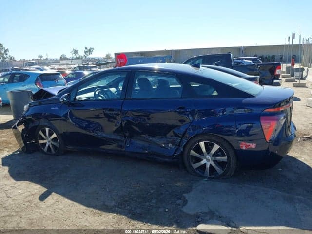 2017 TOYOTA MIRAI 14