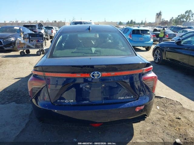 2017 TOYOTA MIRAI 16