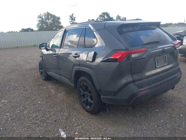 2021 TOYOTA RAV4 LE 3