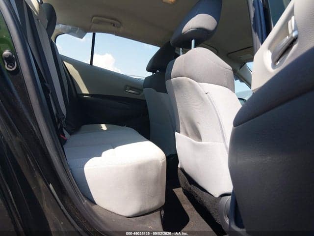 2020 TOYOTA COROLLA LE 8