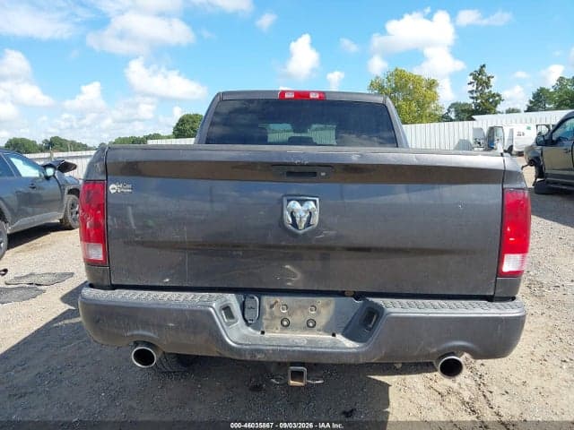 2017 RAM 1500 EXPRESS 4X2 5'7 BOX 17