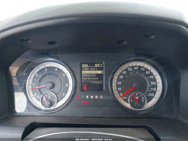 2017 RAM 1500 EXPRESS 4X2 5'7 BOX 7