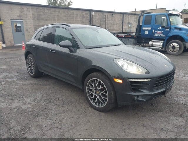 2017 PORSCHE MACAN S 1
