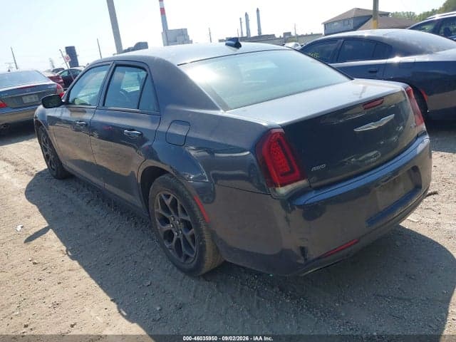 2018 CHRYSLER 300 300S AWD 3