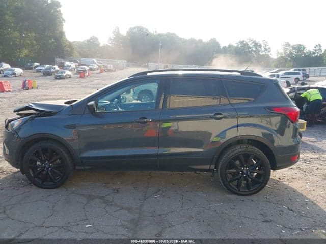 2019 FORD ESCAPE SE 14