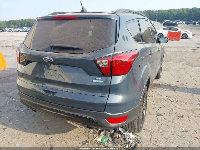 2019 FORD ESCAPE SE 4