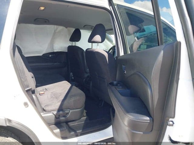2017 HONDA PILOT EX 8