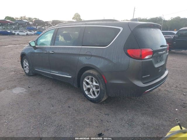 2017 CHRYSLER PACIFICA TOURING-L 3