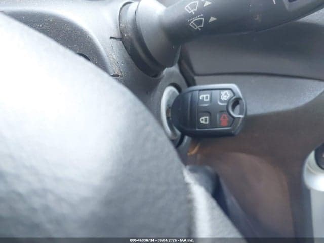 2017 FORD FIESTA SE 11