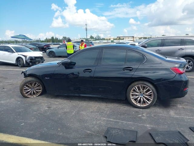 2023 BMW 330E 15