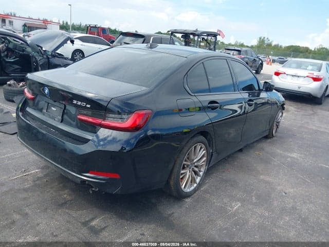 2023 BMW 330E 4