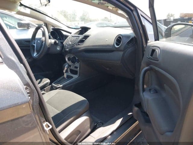 2017 FORD FIESTA SE 5