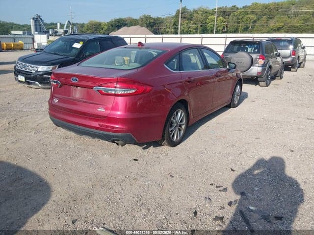 2019 FORD FUSION SE 4