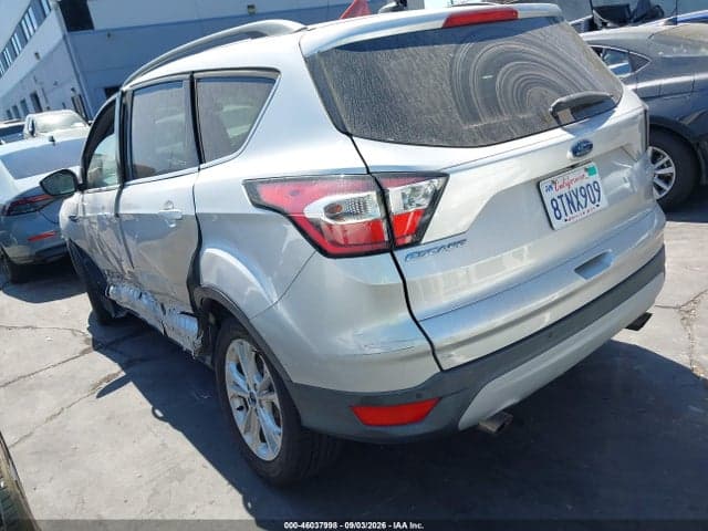 2017 FORD ESCAPE SE 3