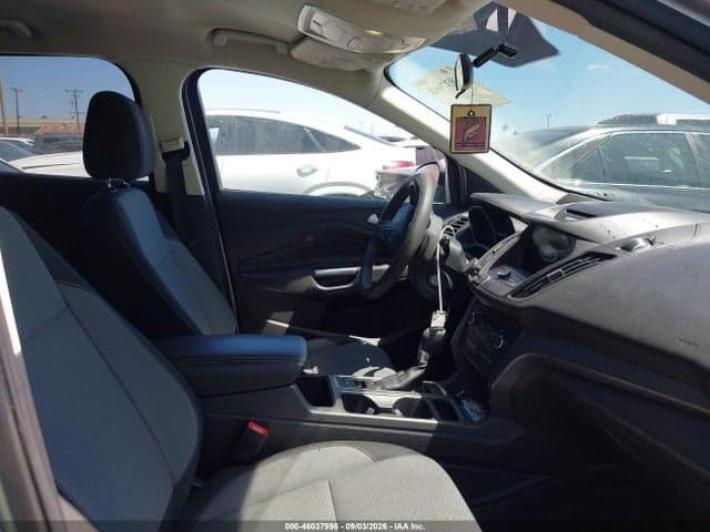 2017 FORD ESCAPE SE 5