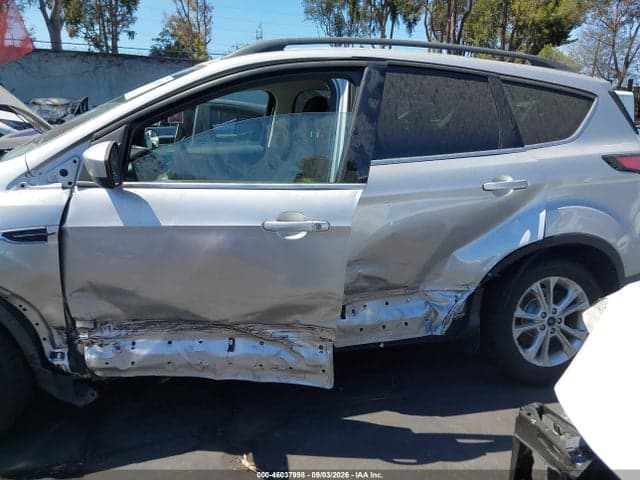 2017 FORD ESCAPE SE 6