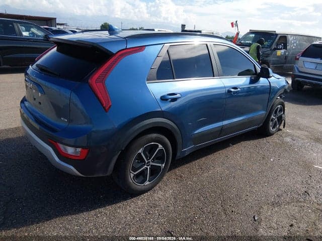 2024 KIA NIRO EX 4