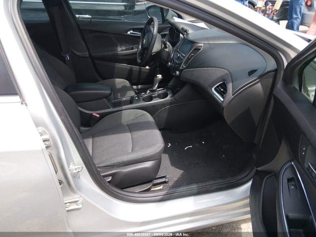2018 CHEVROLET CRUZE LT AUTO 5