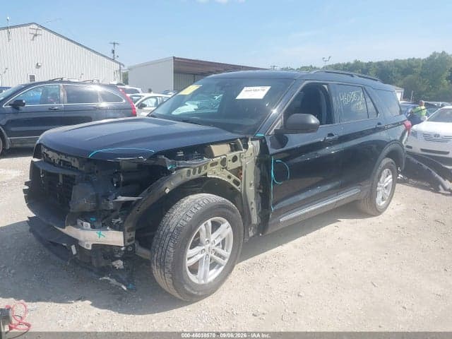 2023 FORD EXPLORER XLT 2