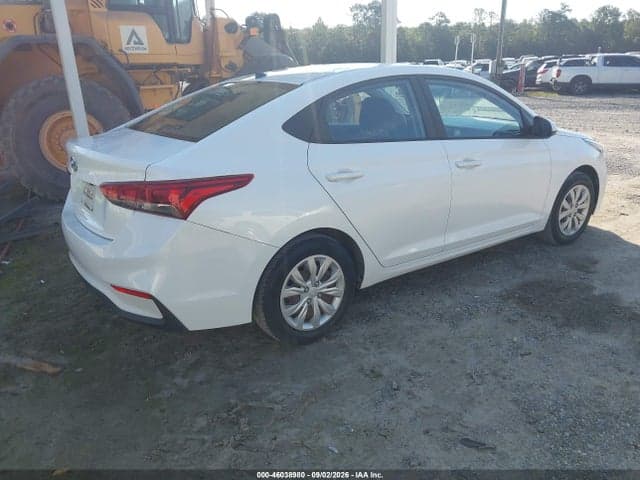 2020 HYUNDAI ACCENT SE 4
