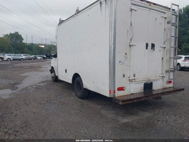 2017 CHEVROLET EXPRESS CUTAWAY WORK VAN 3
