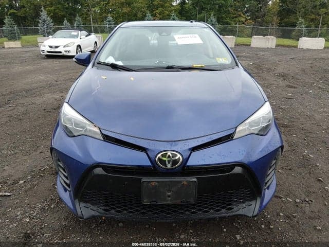 2017 TOYOTA COROLLA SE 13