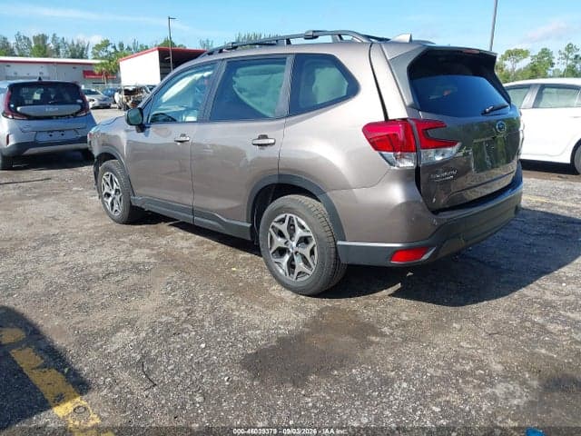 2023 SUBARU FORESTER PREMIUM 3