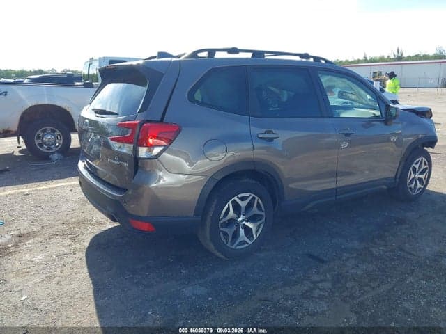 2023 SUBARU FORESTER PREMIUM 4