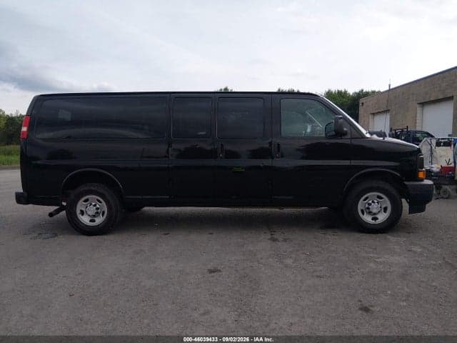 2017 CHEVROLET EXPRESS 3500 LS 18