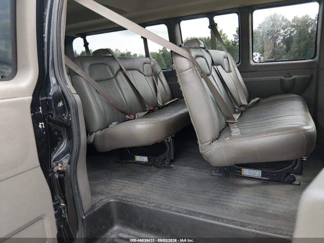 2017 CHEVROLET EXPRESS 3500 LS 8