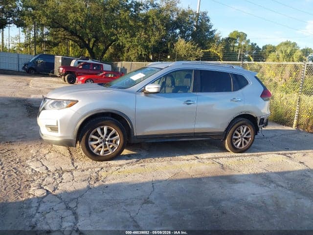 2019 NISSAN ROGUE S/SV 10