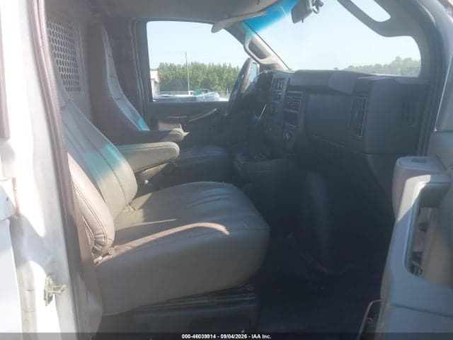 2017 GMC SAVANA 2500 WORK VAN 5