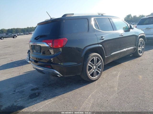 2017 GMC ACADIA DENALI 4