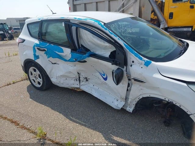 2017 FORD ESCAPE S 6