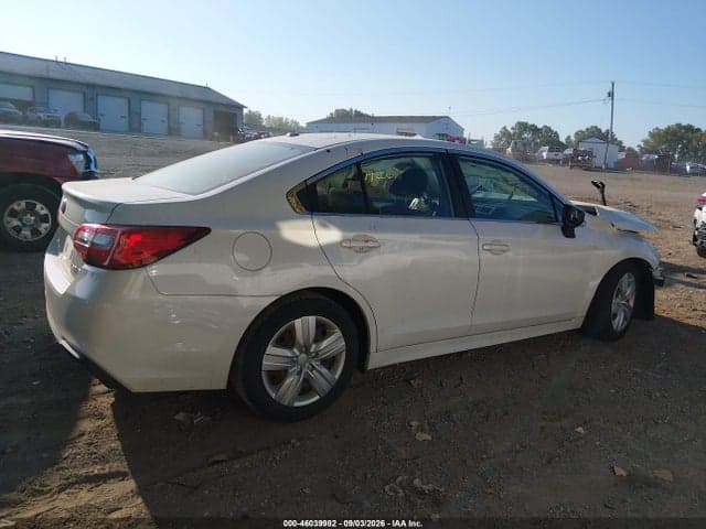 2019 SUBARU LEGACY 2.5I 14