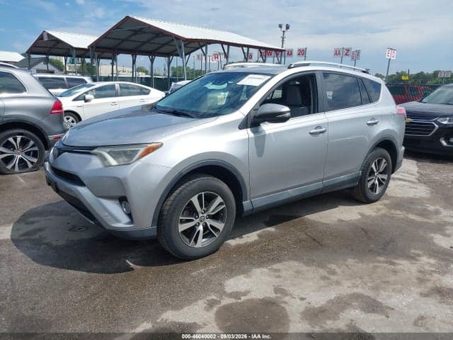 2018 TOYOTA RAV4 XLE 2