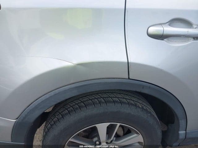 2018 TOYOTA RAV4 XLE 17