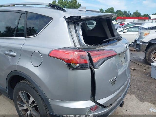 2018 TOYOTA RAV4 XLE 20