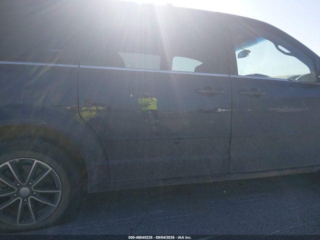2017 DODGE GRAND CARAVAN SXT 6
