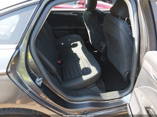 2017 FORD FUSION SE 8