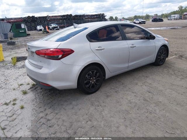 2017 KIA FORTE LX 4