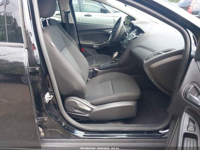 2017 FORD FOCUS SE 5