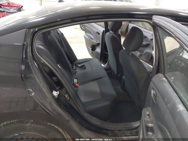 2021 NISSAN VERSA S 8
