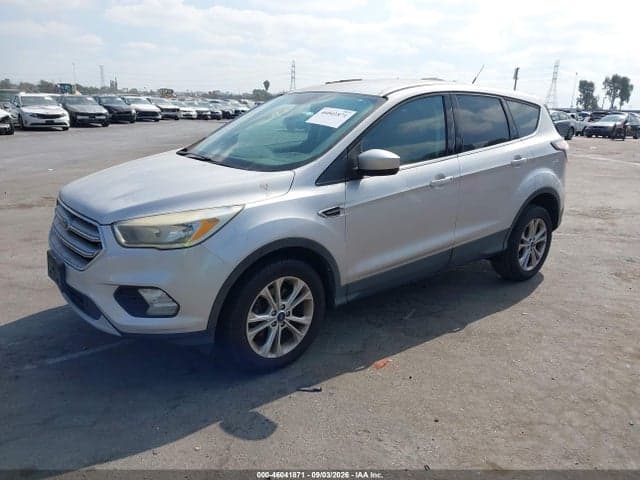 2017 FORD ESCAPE SE 2