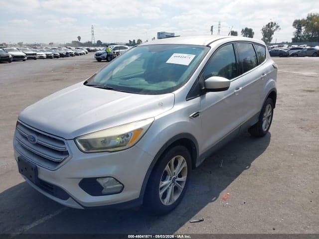 2017 FORD ESCAPE SE 6