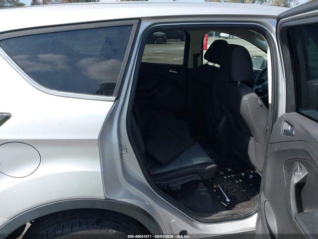 2017 FORD ESCAPE SE 8