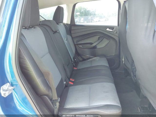 2017 FORD ESCAPE SE 8